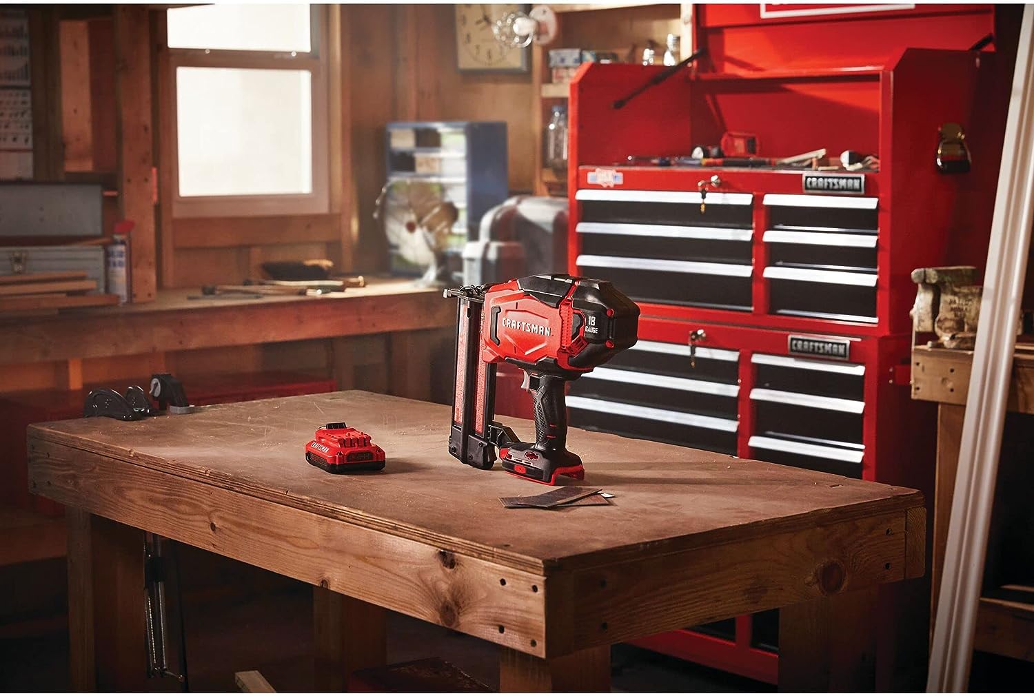 CRAFTSMAN Cordless Brad Nailer Kit V20 18GA CMCN618C1